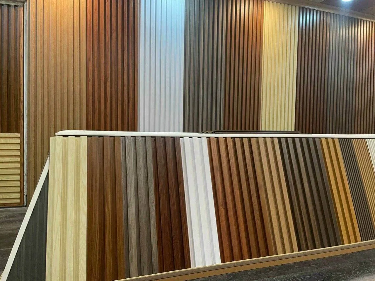 Mẫu vách lam sóng pvc nano đẹp mới nhất