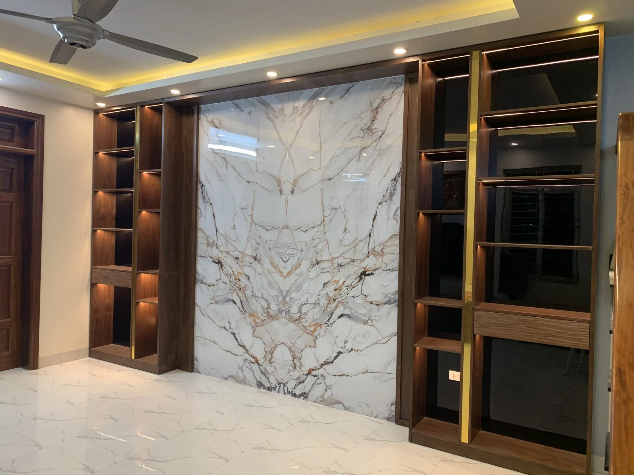 Mẫu vách lam sóng pvc nano đẹp mới nhất